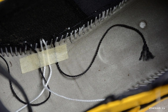 554724  Jordan (2017) Mid New Love Retro 035 554724-035 1 0429